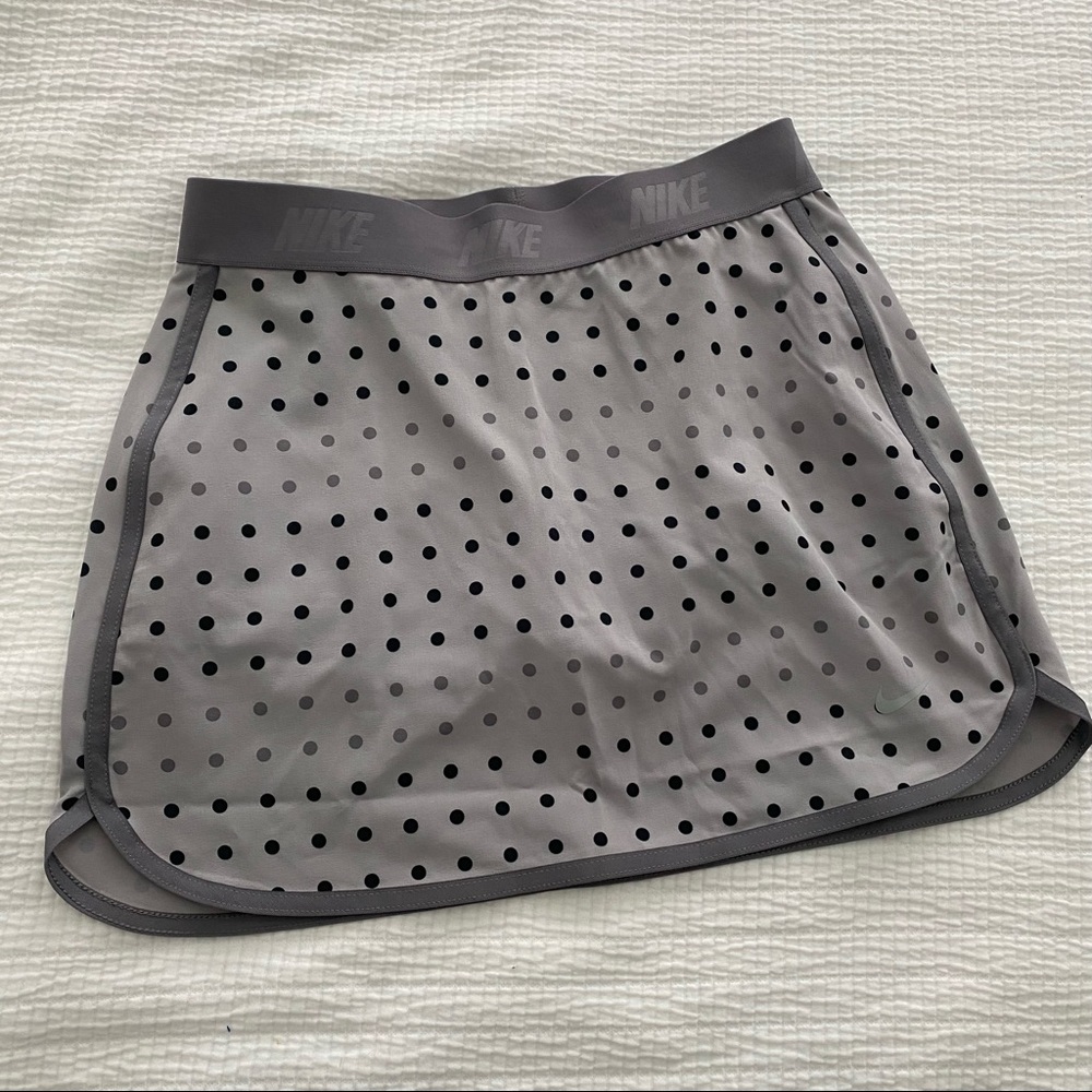 ☀️LAST CHANCE☀️ Nike | Grey polka dot Tennis Skirt | Medium